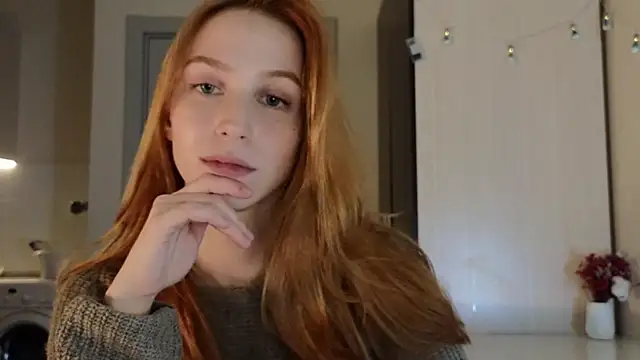 Snapshot of Mary_Av chatting on October 23, 2025, 8:29 pm Mary Av online show from October 23, 2025, 8:29 pm
