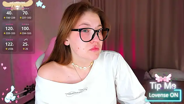 Colleen Blake online show from November 25, 2025, 9:09 am