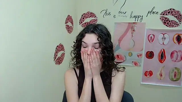  SusieSu  online show from February 7, 2025, 10:40 am