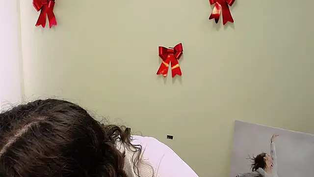  SusieSu  online show from February 19, 2025, 7:17 am