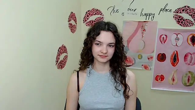  SusieSu  online show from March 10, 2025, 10:15 am