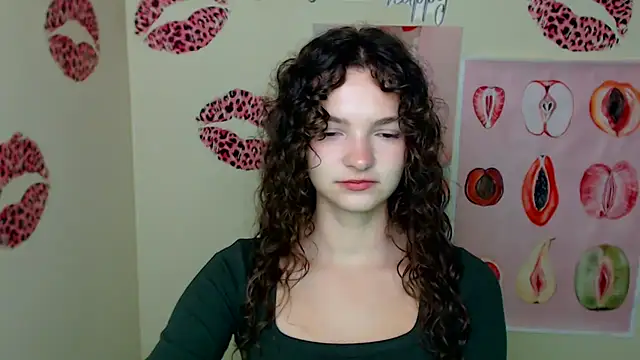  SusieSu  online show from October 6, 2025, 6:33 am