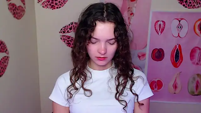  SusieSu  online show from October 24, 2025, 6:32 am