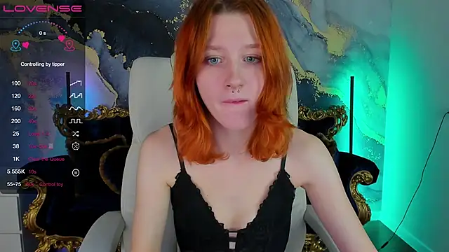 Snapshot of MagicLilu chatting on December 7, 2024, 9:00 pm MagicLilu online show from December 7, 2024, 9:00 pm