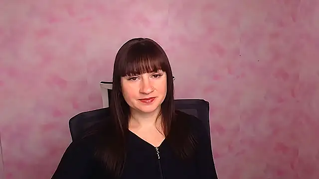Snapshot of Violla_My chatting on December 27, 2024, 6:46 am Violla My online show from December 27, 2024, 6:46 am