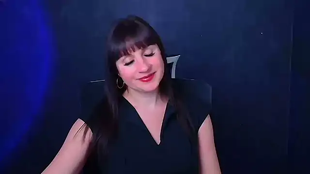 Snapshot of Violla_My chatting on January 4, 2025, 9:54 am Violla My online show from January 4, 2025, 9:54 am