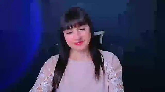 Snapshot of Violla_My chatting on January 5, 2025, 10:32 am Violla My online show from January 5, 2025, 10:32 am