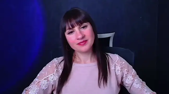 Snapshot of Violla_My chatting on January 5, 2025, 4:38 pm Violla My online show from January 5, 2025, 4:38 pm