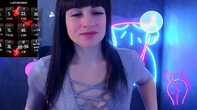 Snapshot of Violla_My chatting on February 25, 2025, 6:47 am Violla My online show from February 25, 2025, 6:47 am