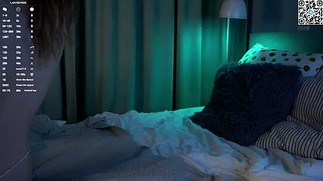 Snapshot of EdlinAlliston chatting on February 27, 2025, 8:09 pm EdlinAlliston online show from February 27, 2025, 8:09 pm