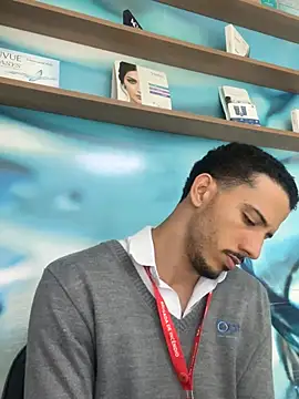 Snapshot of pteno1 chatting on December 18, 2024, 7:52 pm pteno1 online show from December 18, 2024, 7:52 pm