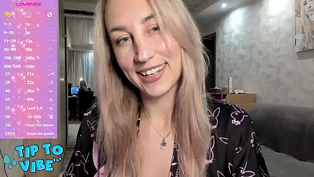 Snapshot of lady_Nati chatting on December 22, 2024, 3:22 pm lady Nati online show from December 22, 2024, 3:22 pm