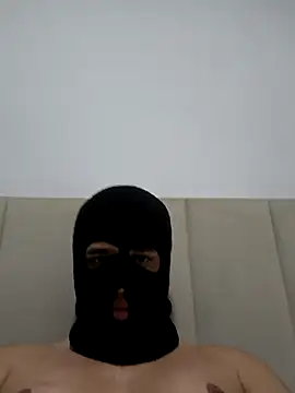 erickcpk1 online show from September 19, 2025, 2:40 pm