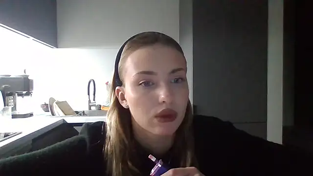 Snapshot of Sweety_Nika chatting on September 29, 2025, 7:40 pm Sweety Nika online show from September 29, 2025, 7:40 pm
