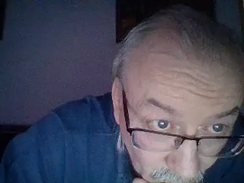 loverboyxxx69 online show from February 25, 2025, 5:15 pm