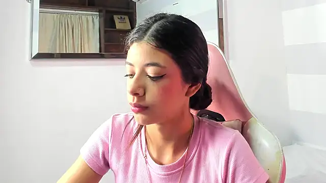 Snapshot of coraltaylor chatting on December 9, 2024, 11:03 pm coraltaylor online show from December 9, 2024, 11:03 pm