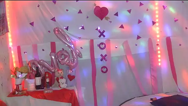 Snapshot of Lobaveterana_sex chatting on February 15, 2025, 5:41 am Lobaveterana sex online show from February 15, 2025, 5:41 am