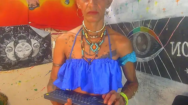 Snapshot of Lobaveterana_sex chatting on October 8, 2025, 5:43 pm Lobaveterana sex online show from October 8, 2025, 5:43 pm