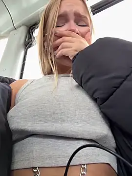 mur girl online show from March 7, 2025, 10:24 am