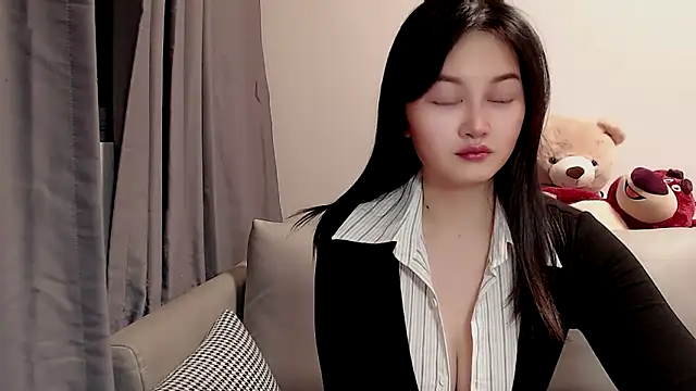 Snapshot of Little-sweet chatting on February 11, 2025, 2:03 am Little-sweet online show from February 11, 2025, 2:03 am