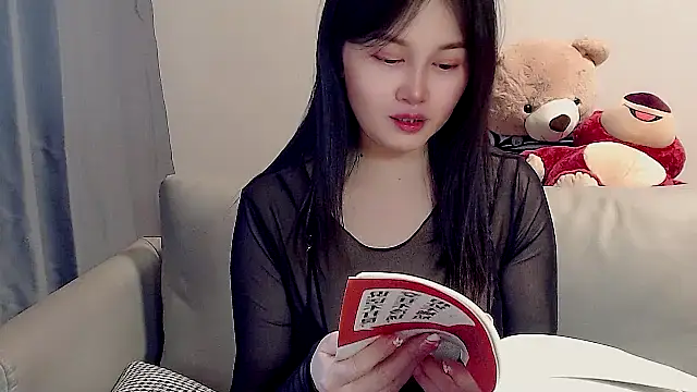 Snapshot of Little-sweet chatting on February 12, 2025, 8:27 am Little-sweet online show from February 12, 2025, 8:27 am