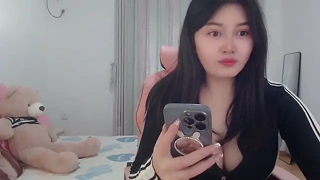 Snapshot of Little-sweet chatting on March 13, 2025, 3:00 am Little-sweet online show from March 13, 2025, 3:00 am