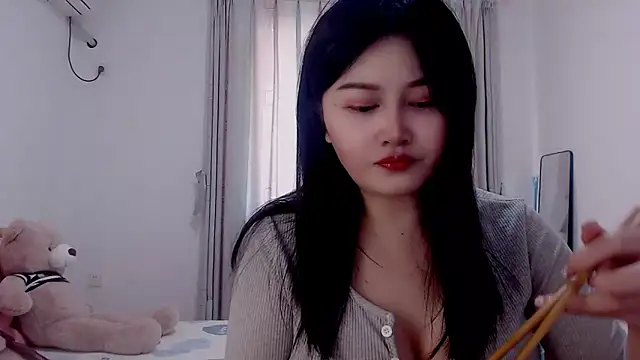 Snapshot of Little-sweet chatting on March 18, 2025, 1:53 am Little-sweet online show from March 18, 2025, 1:53 am