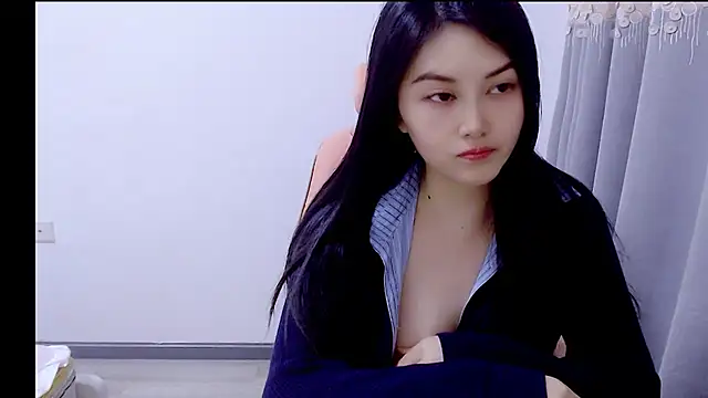 Little-sweet online show from November 25, 2025, 12:49 pm