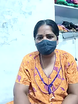 Snapshot of MaaliiiPonuTamil chatting on February 24, 2025, 11:52 pm MaaliiiPonuTamil online show from February 24, 2025, 11:52 pm