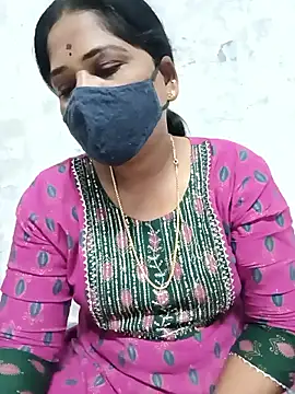 Snapshot of MaaliiiPonuTamil chatting on February 26, 2025, 1:11 am MaaliiiPonuTamil online show from February 26, 2025, 1:11 am