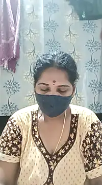 Snapshot of MaaliiiPonuTamil chatting on February 27, 2025, 11:37 pm MaaliiiPonuTamil online show from February 27, 2025, 11:37 pm