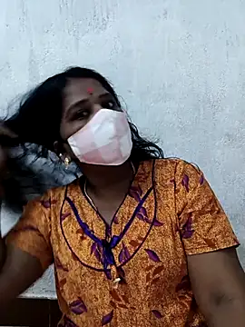 Snapshot of MaaliiiPonuTamil chatting on March 17, 2025, 12:35 pm MaaliiiPonuTamil online show from March 17, 2025, 12:35 pm