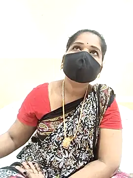 Snapshot of MaaliiiPonuTamil chatting on March 23, 2025, 1:31 am MaaliiiPonuTamil online show from March 23, 2025, 1:31 am