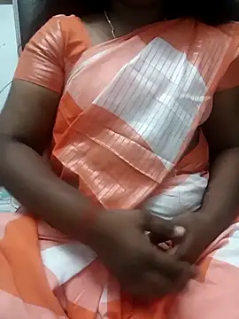 Snapshot of MaaliiiPonuTamil chatting on September 19, 2025, 3:45 pm MaaliiiPonuTamil online show from September 19, 2025, 3:45 pm