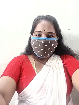 Snapshot of MaaliiiPonuTamil chatting on September 28, 2025, 12:21 pm MaaliiiPonuTamil online show from September 28, 2025, 12:21 pm