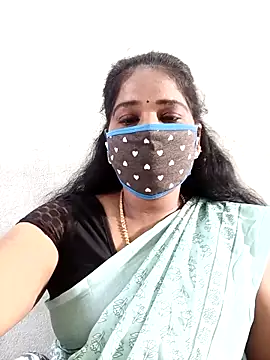 Snapshot of MaaliiiPonuTamil chatting on September 29, 2025, 1:55 am MaaliiiPonuTamil online show from September 29, 2025, 1:55 am