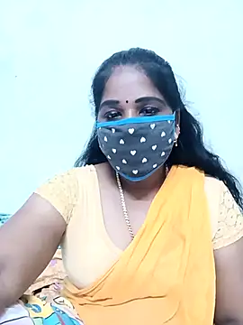 Snapshot of MaaliiiPonuTamil chatting on October 4, 2025, 4:38 pm MaaliiiPonuTamil online show from October 4, 2025, 4:38 pm