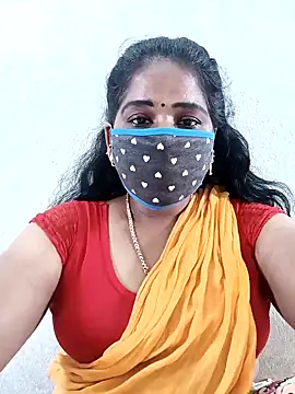 Snapshot of MaaliiiPonuTamil chatting on October 5, 2025, 4:44 am MaaliiiPonuTamil online show from October 5, 2025, 4:44 am