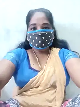 Snapshot of MaaliiiPonuTamil chatting on October 18, 2025, 1:19 am MaaliiiPonuTamil online show from October 18, 2025, 1:19 am