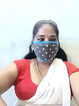 Snapshot of MaaliiiPonuTamil chatting on October 26, 2025, 2:06 am MaaliiiPonuTamil online show from October 26, 2025, 2:06 am