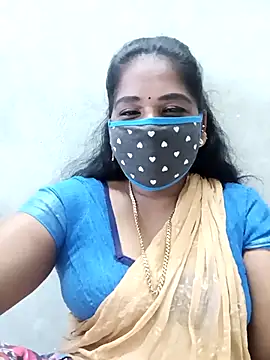 Snapshot of MaaliiiPonuTamil chatting on October 30, 2025, 12:56 am MaaliiiPonuTamil online show from October 30, 2025, 12:56 am