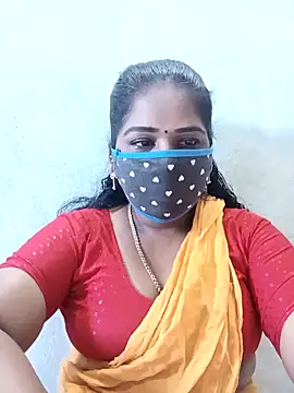 Snapshot of MaaliiiPonuTamil chatting on October 31, 2025, 2:01 am MaaliiiPonuTamil online show from October 31, 2025, 2:01 am