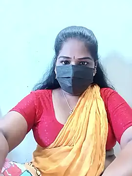 Snapshot of MaaliiiPonuTamil chatting on November 3, 2025, 1:40 am MaaliiiPonuTamil online show from November 3, 2025, 1:40 am