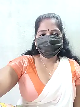 Snapshot of MaaliiiPonuTamil chatting on November 10, 2025, 1:48 am MaaliiiPonuTamil online show from November 10, 2025, 1:48 am