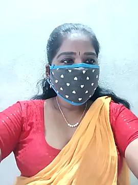 Snapshot of MaaliiiPonuTamil chatting on November 14, 2025, 1:37 am MaaliiiPonuTamil online show from November 14, 2025, 1:37 am