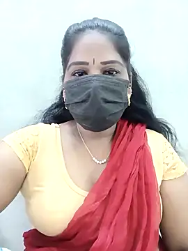 Snapshot of MaaliiiPonuTamil chatting on November 15, 2025, 1:25 am MaaliiiPonuTamil online show from November 15, 2025, 1:25 am