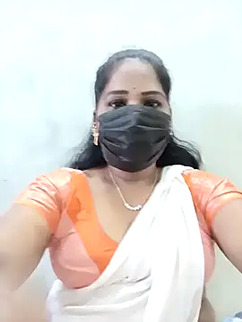 Snapshot of MaaliiiPonuTamil chatting on November 20, 2025, 1:28 am MaaliiiPonuTamil online show from November 20, 2025, 1:28 am