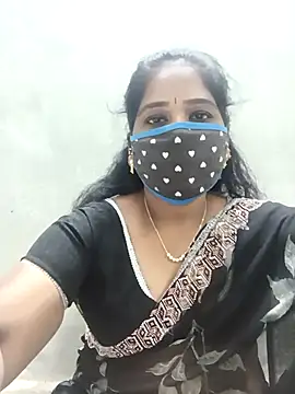 Snapshot of MaaliiiPonuTamil chatting on November 26, 2025, 1:56 pm MaaliiiPonuTamil online show from November 26, 2025, 1:56 pm