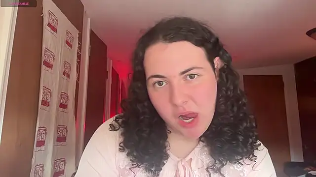 Snapshot of RaspberryTommyFTM chatting on October 14, 2025, 5:03 pm RaspberryTommyFTM online show from October 14, 2025, 5:03 pm