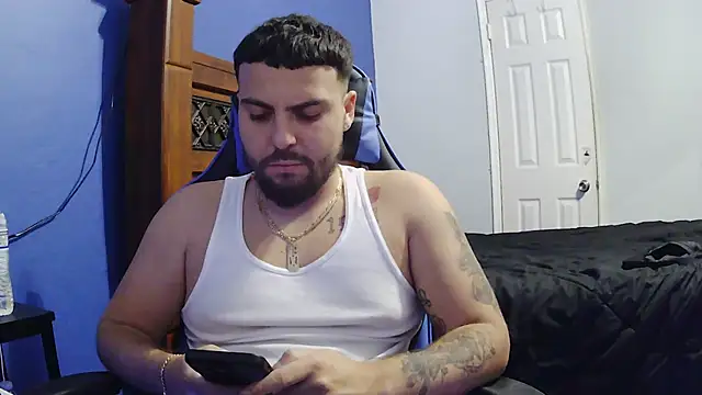 Snapshot of MasterKvn chatting on February 4, 2025, 8:02 am MasterKvn online show from February 4, 2025, 8:02 am